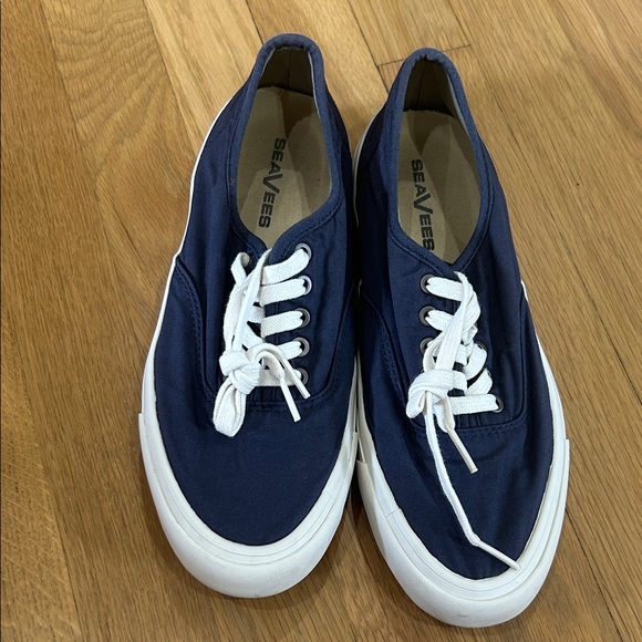 Women’s size 9 SeaVees Dark Blue Canvas Shoes - Picture 2 of 10